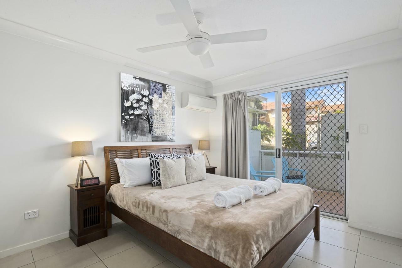Kirra Palms Holiday Apartments Gold Coast Exterior photo